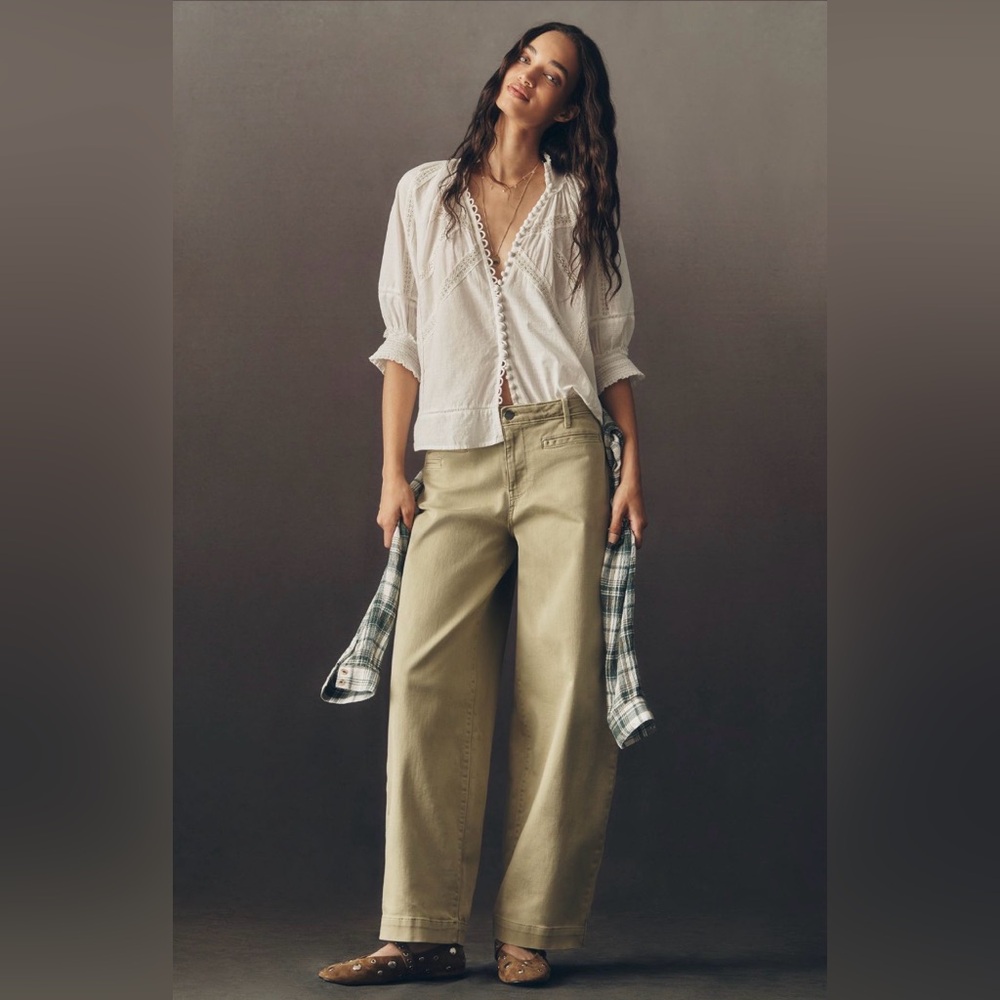 Maeve for Anthropologie Low Slung Tapered Jeans. The color is Slo Moss. Size 26.